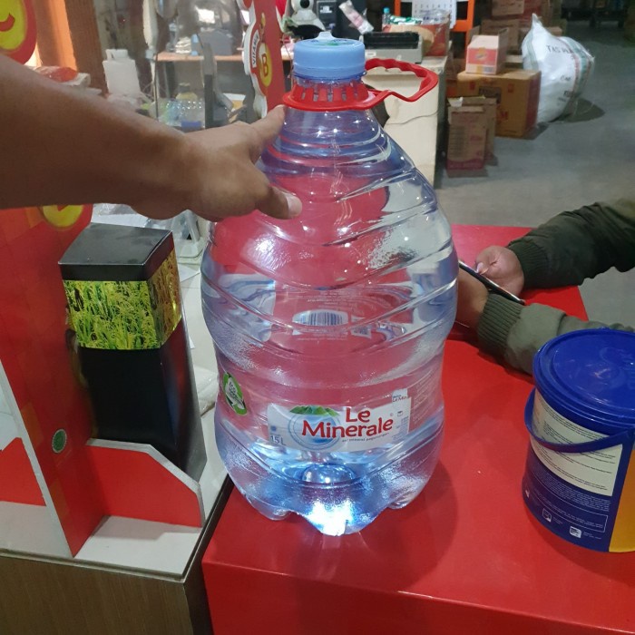 

GLN 15LT - LEMINERAL GALON 15 LITER / GALON 1 KALI PAKAI / GOJEK ONLY atayatoko