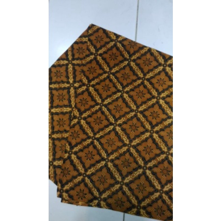Kain batik solo jarik sogan motif kawung A