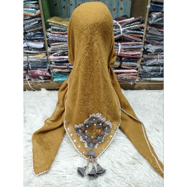 fiolla linen bunga kotak