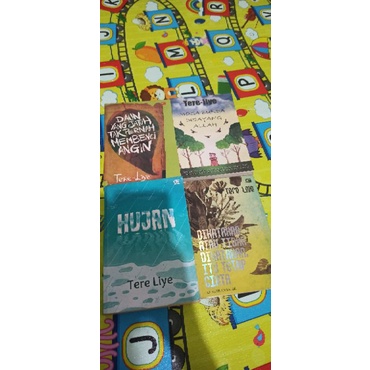 Novel Tere Liye Preloved ORI Hujan, Daun yang jatuh tak pernah membenci angin