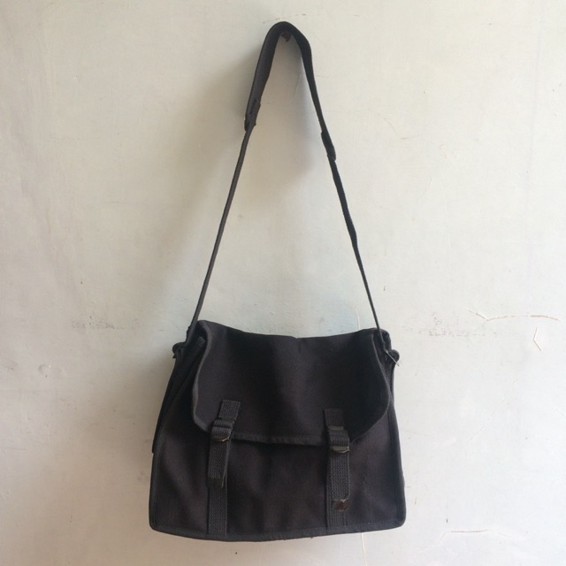 tas kanvas slempang selempang jadul kuno vintage lawas tentara kulit stb postman bag hitam