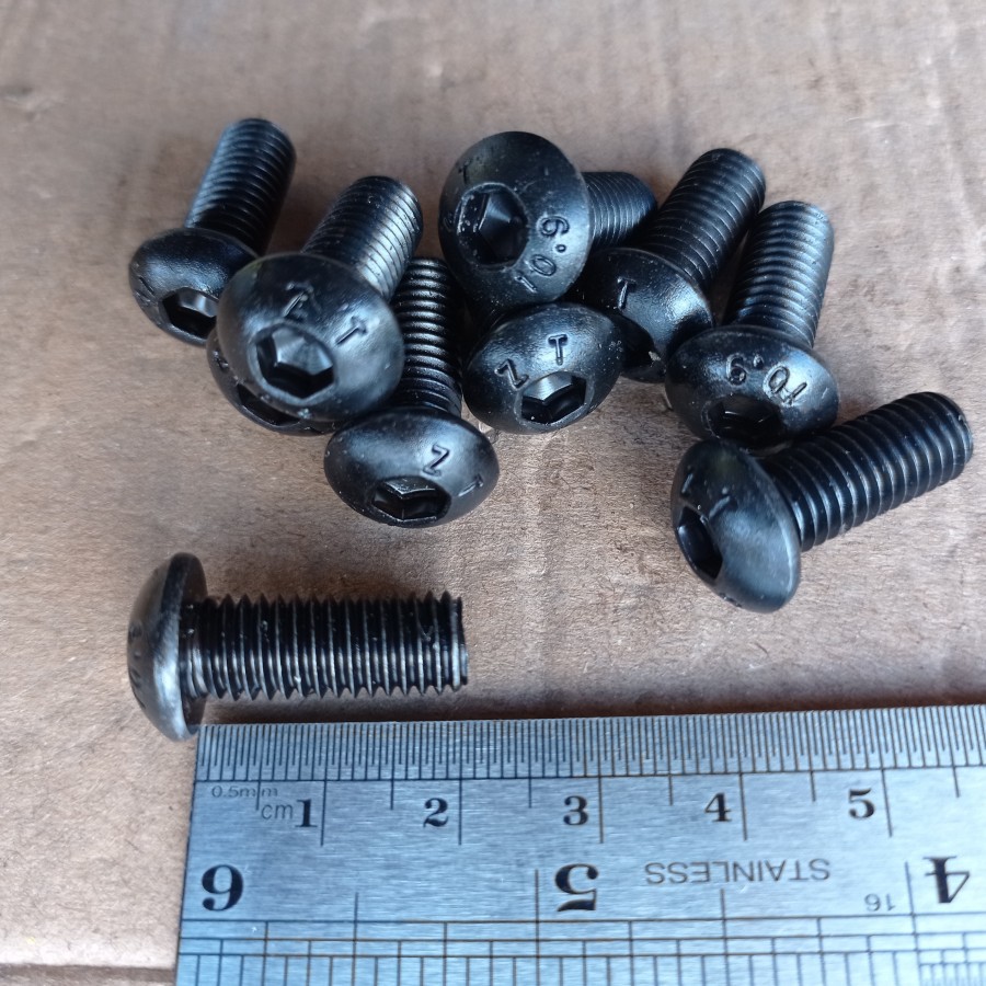 BAUT L BUTTON M8 X 20 BAJA / BAUT M8 / BAUT 13 KUNCI L5 / L 5 / BAUT L M8 X 20 BUTTON / BAUT L BUTTO