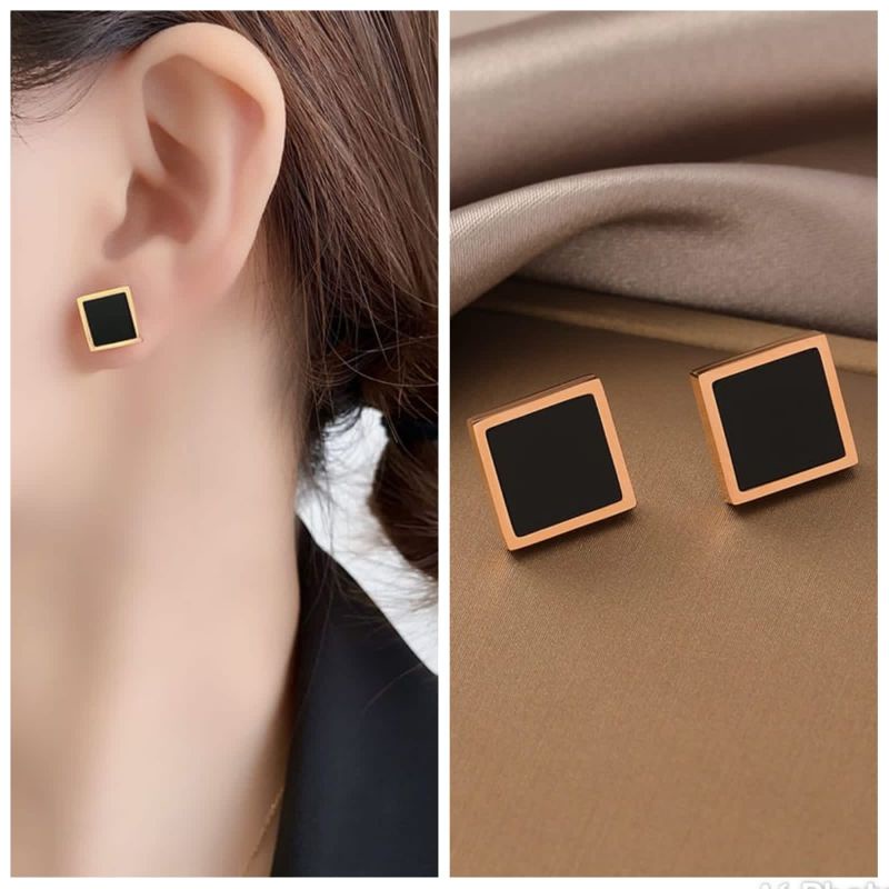 Anting Titanium Kotak Black Square Wanita Korea Rosegold