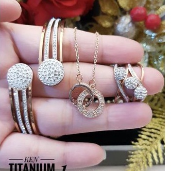 TiTanium set perhiasan wanita B74