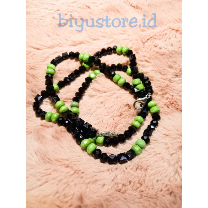 

Strapmask Neonblack / Lanyard mask