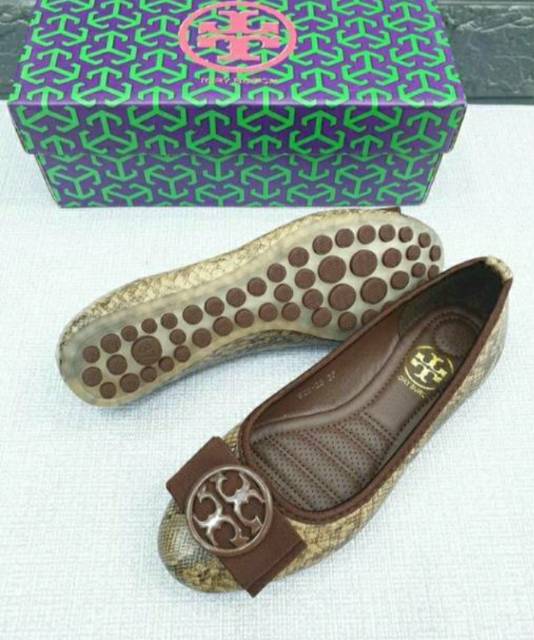 Tory Burch Flat Shoes in snake skin