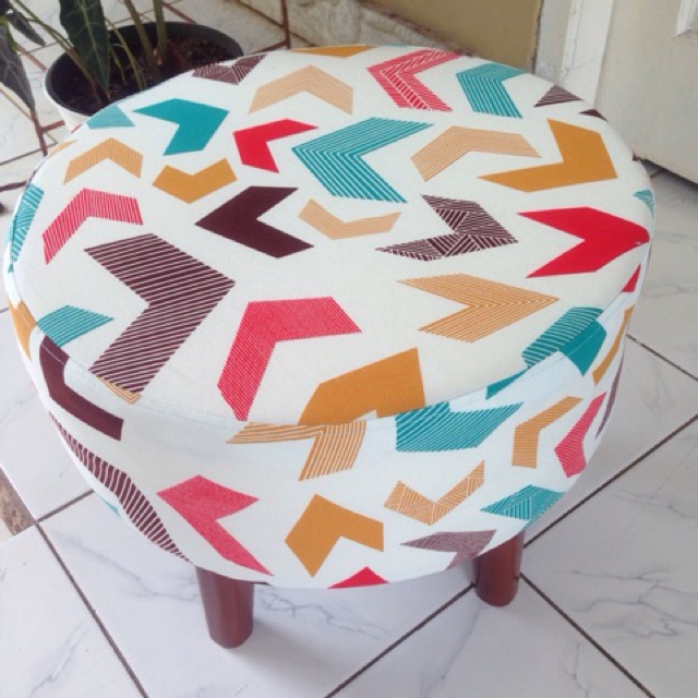 Kursi bulat kecil stools minimalis