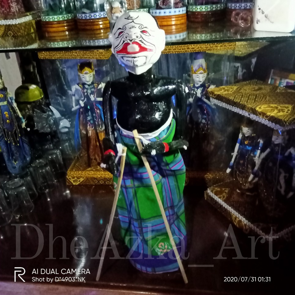 Wayang Golek Semar
