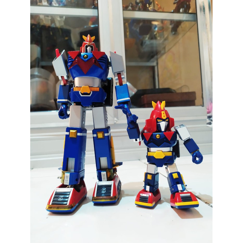 action toys voltes v