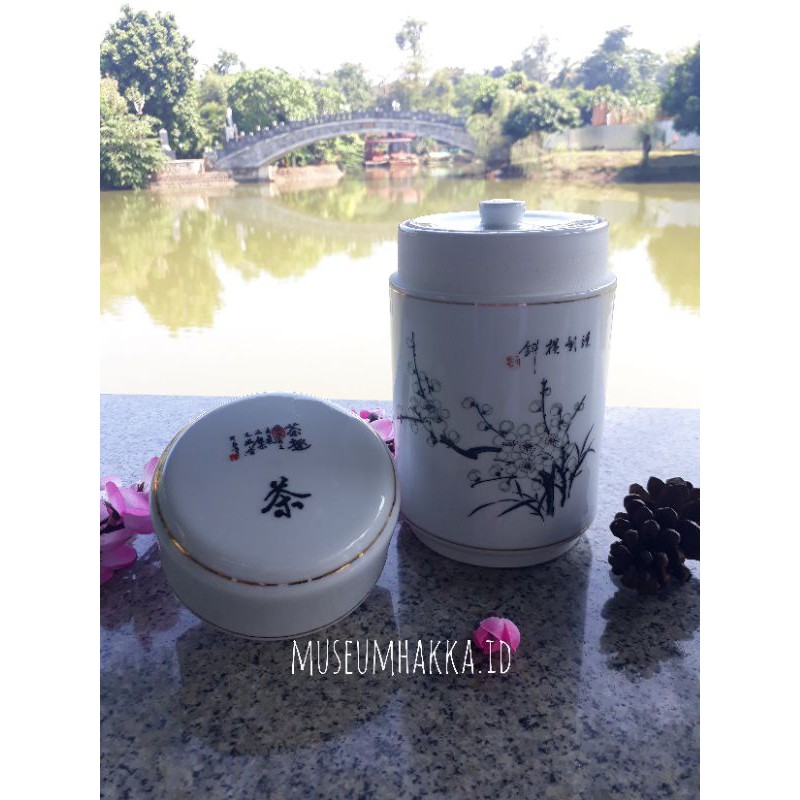 Cangkir Keramik + Penutup Tea