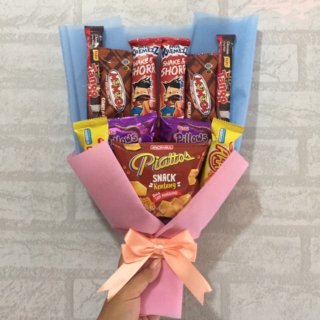 

BUKET WISUDA MURAH- Bouquet Snack / Bucket Snack / Buket Jajanan Termurah