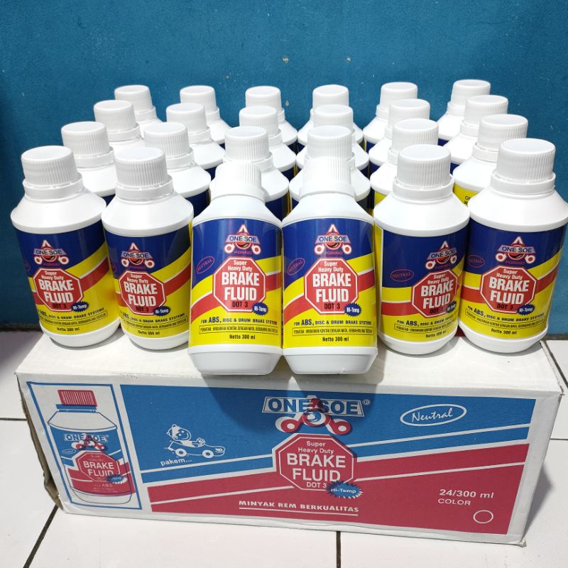 Minyak Rem One Soe 300ml Oli Rem 300 ml Warna Putih / Bening Warna Merah Dot 3 Isi 24 pcs /1dus harga per 1 dus