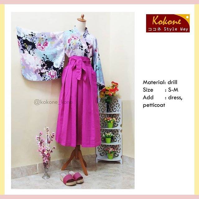 Kokone styleway hakama yukata kimono wanita magenta baju adat tradisional jepang cosplay event kawai