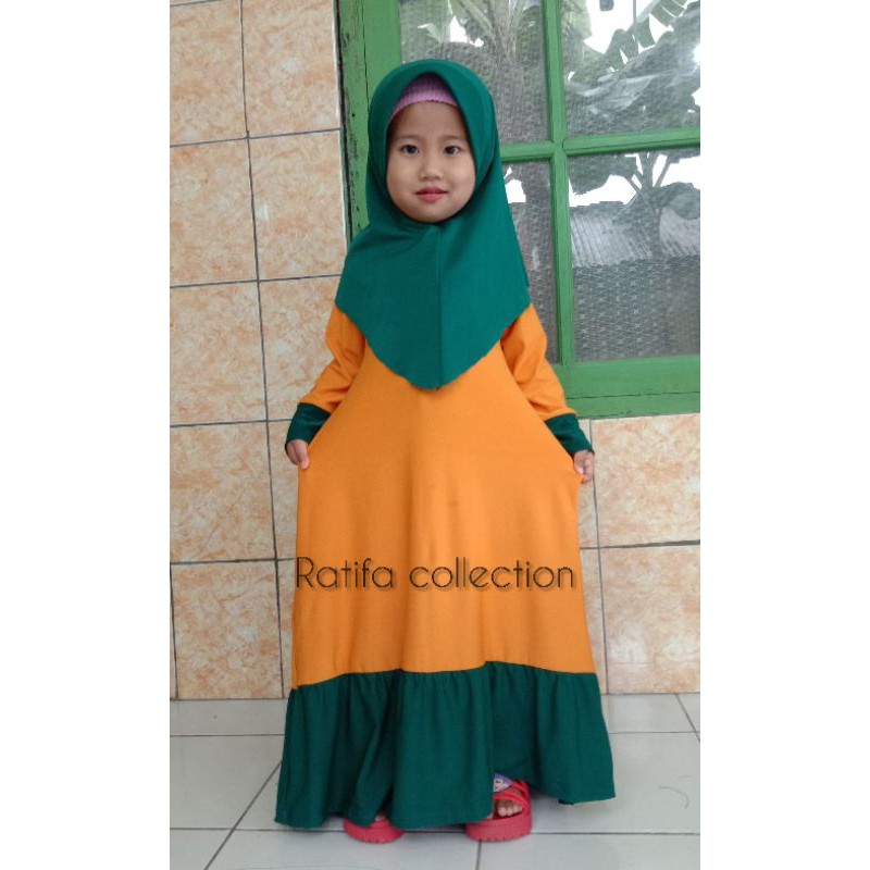 Gamis Anak Jersey Usia1-12tahun, Kerut bawahcombinasi,Set kerudung.Ratifa collection