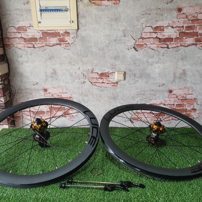 WHEELSET LUCE 20 451 DISC CARBON LOOK NEW EDITION