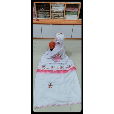 mukena lajuran anak tile