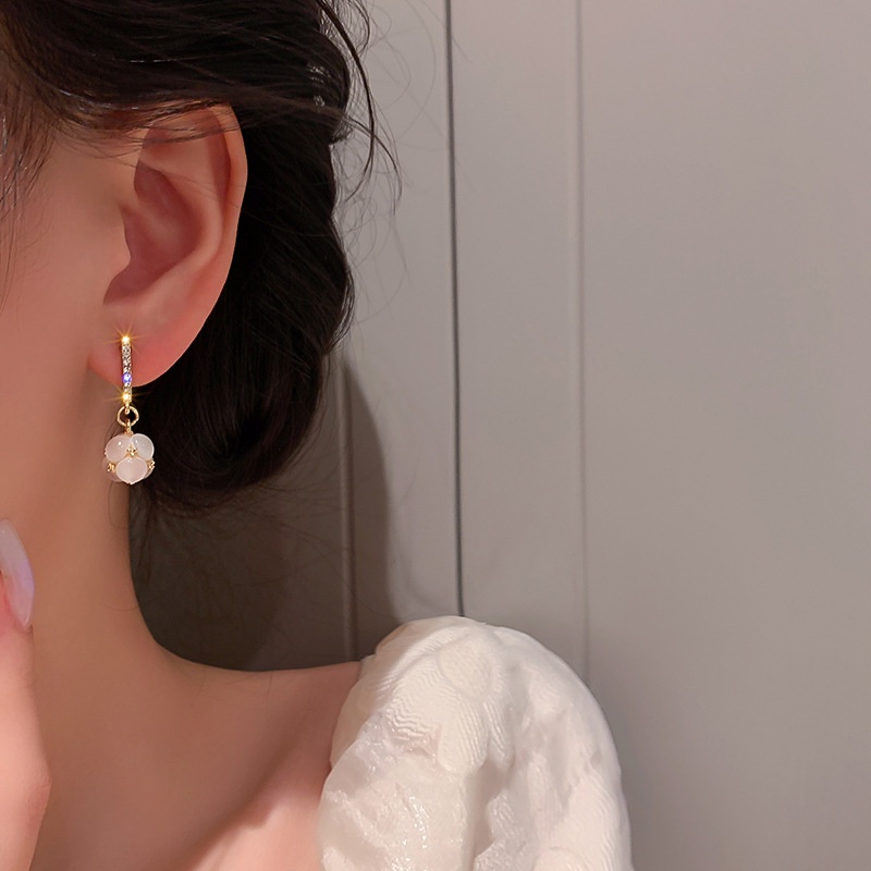 Anting Bola opal Elegan Wanita Korea sparkle diamond Aksesoris