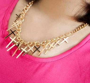 Kalung Rantai Emas Liontin Salib-Salib Kecil