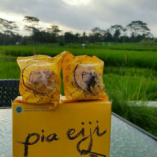 

Pia Eiji Mix 2 Rasa (Coklat Keju)