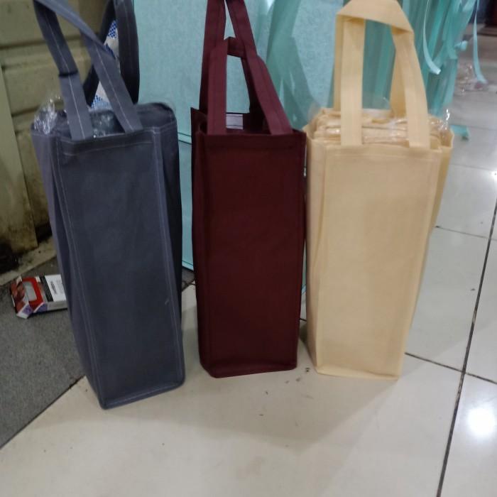 

Goodiebag Tas Kain Botol Buat Winner Isi 12 Pcs Terlaris Dan Termurah