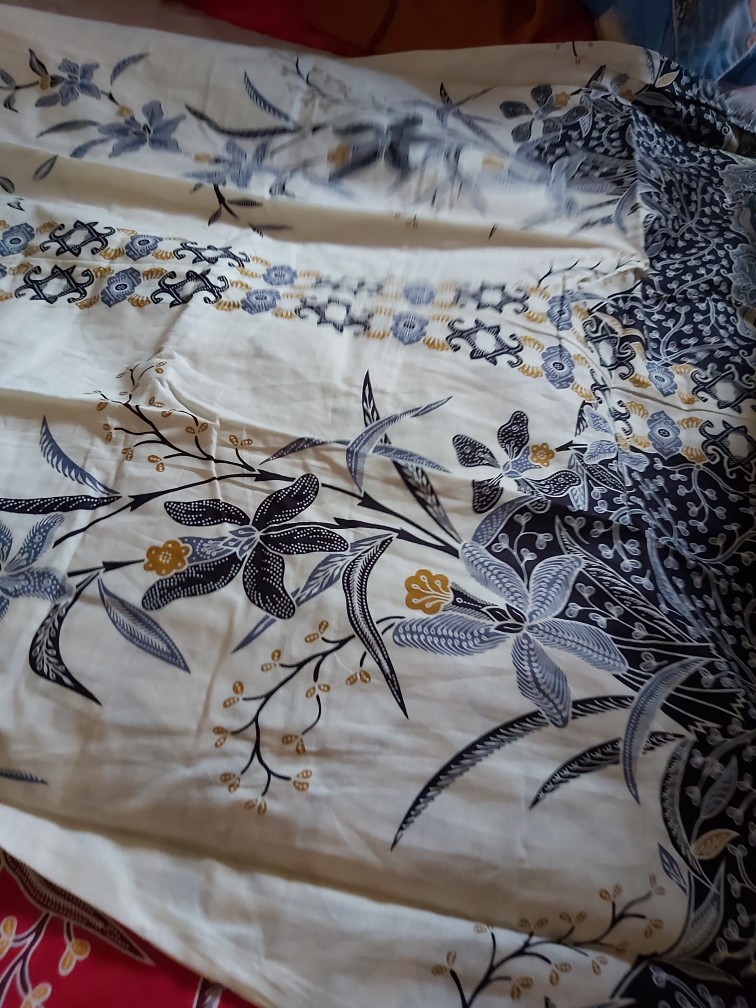 Grosir Terlaris Genes Jelita Tunic Navbor Yelbor Whitbor Creambor Tunik Batik Modern Hrb111