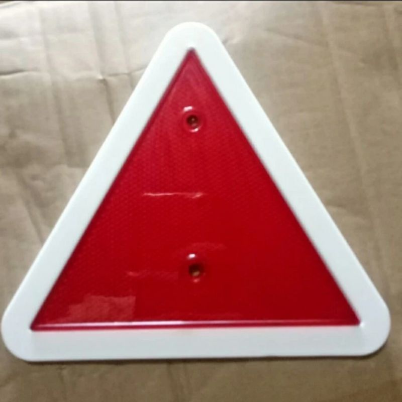 TAIL REFLECTOR TRIANGLE/REFLECTOR SEGITIGA BUNTUT/BELAKANG MOBIL