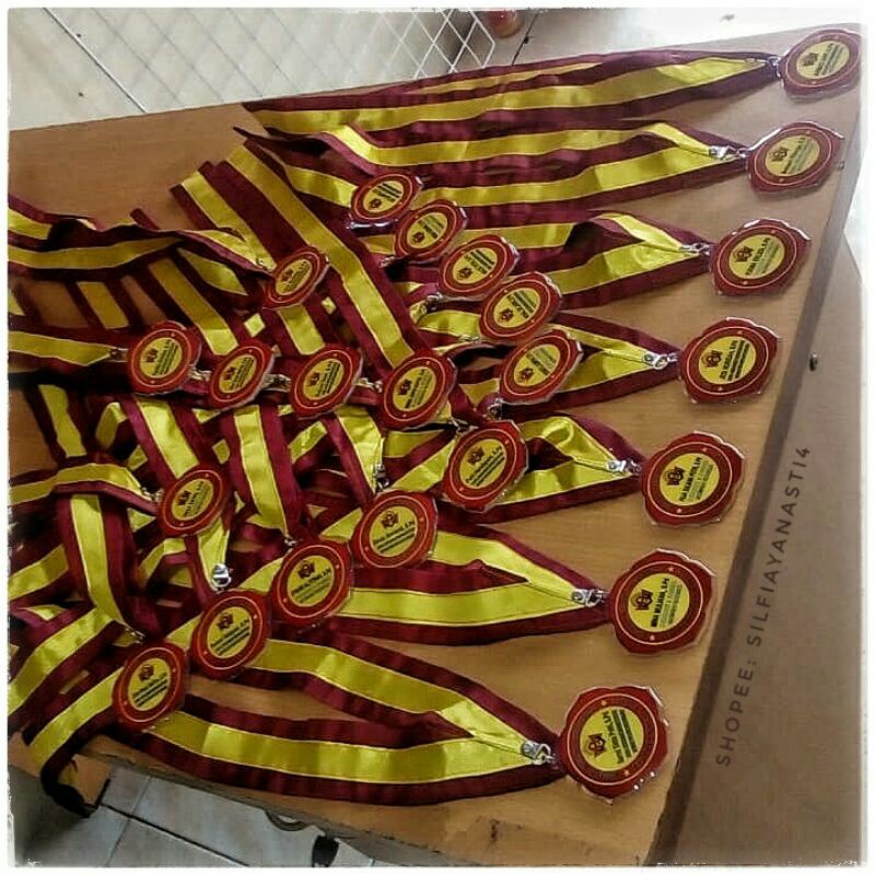 MEDALI - MENDALI WISUDA - KALUNG WISUDA