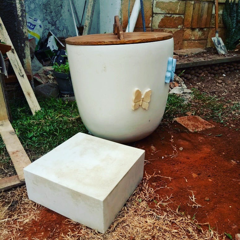 Bak mandi / gentong air minimalis
