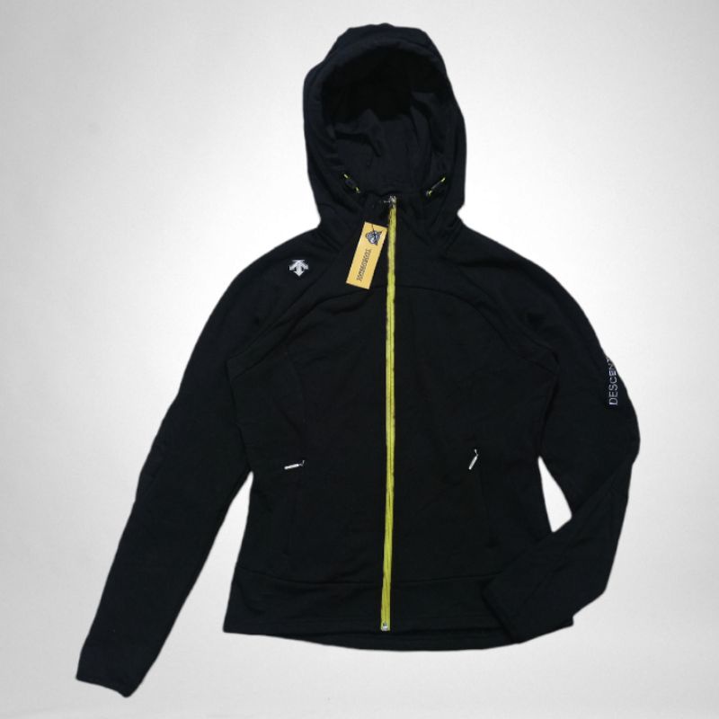 Tsandangan Jacket Second Original Descente Black