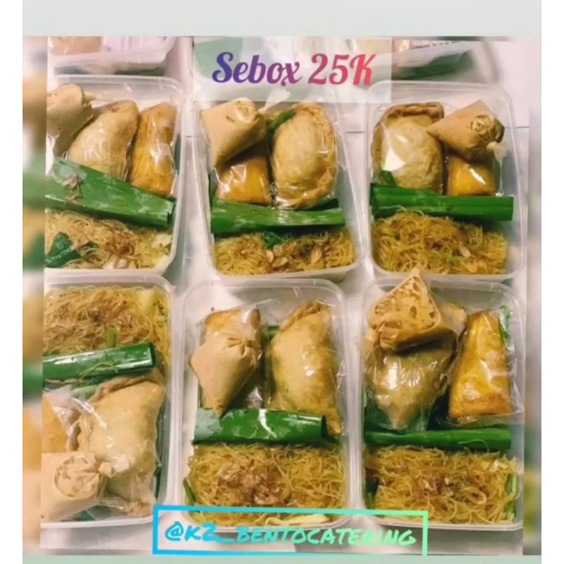 

Sebox Bento Catering 25K (Isi : Pastel, Risol, Bihun Goreng)