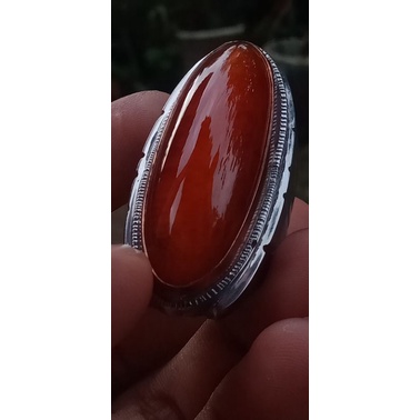 Batu cincin pandan merah