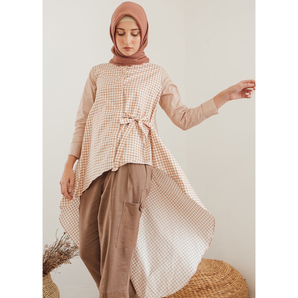 

Qemala Shirt Beige