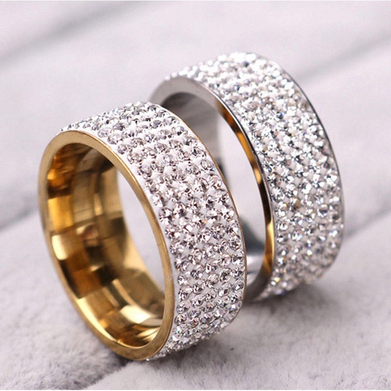 Cincin Tunangan / Kawin Bahan Stainless Steel Kristal Bening 5 Baris untuk Hadiah