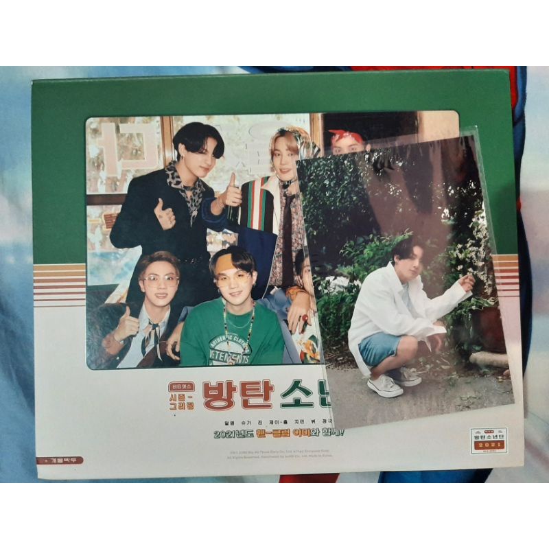 [OFFICIAL] BTS SEASON GREETING 2021 FULLSET UNSELEAD 4X6 PHOTO RANDOM JUNGKOOK BTS SG 2021