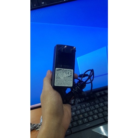 ADAPTOR MONITOR SAMSUNG