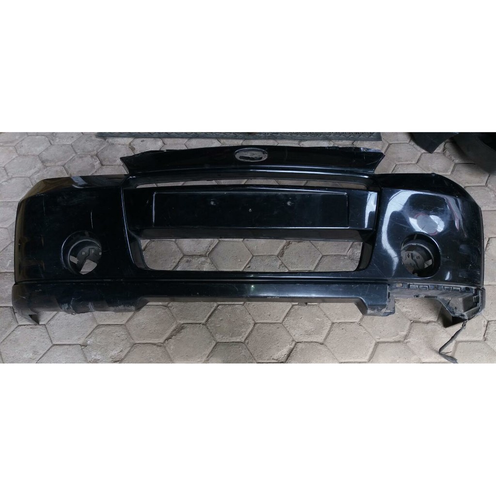 Bumper depan Suzuki Aerio tahun 2004