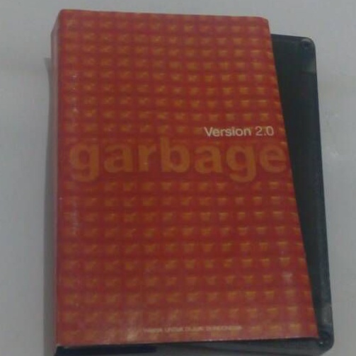 Kaset Pita Garbage - Version 2.0 - rock bjork