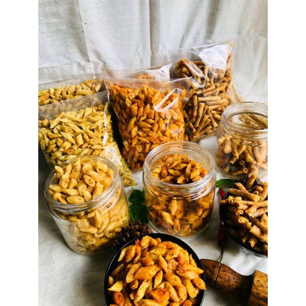 

SUMPIAH /PASTEL KEMASAN 1KG