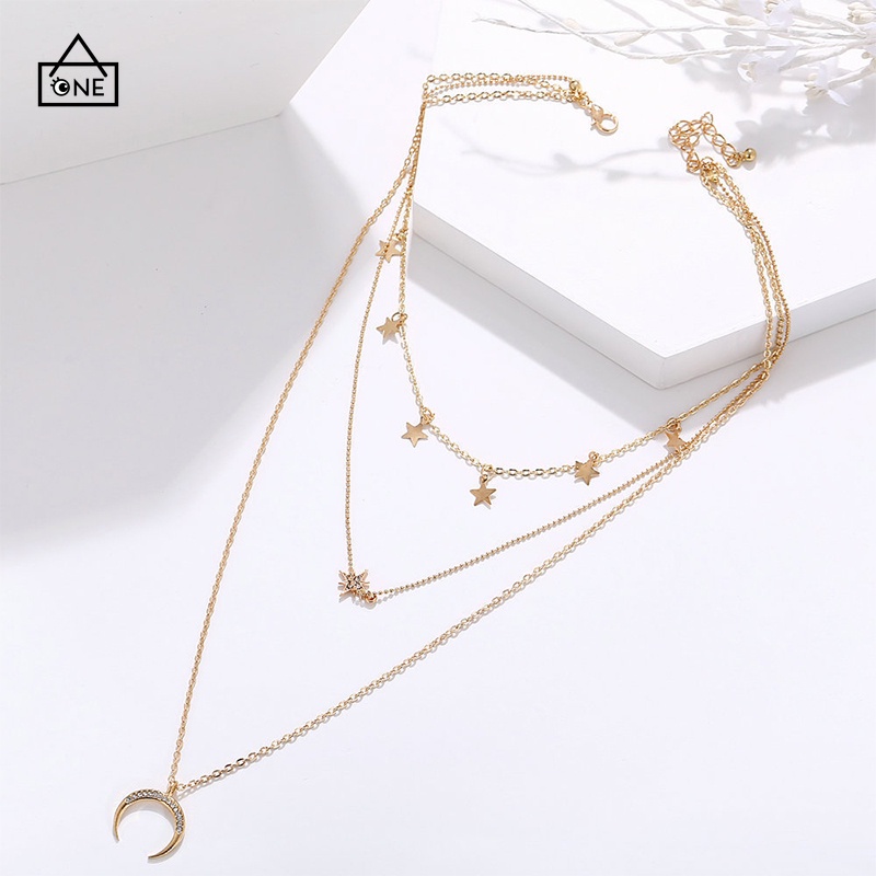 COD❤Ready stock 1PC Fashion Kalung Wanita Berlian Imitasi Bintang Bulan Liontin Kalung Multilayer Warna Emas Perhiasan