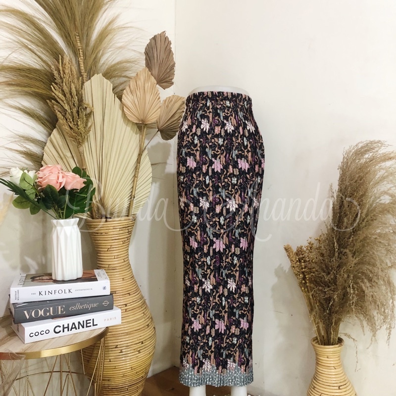 Rok Batik Plisket Fit S - JUMBO All Size-Daun Lebar Ungu