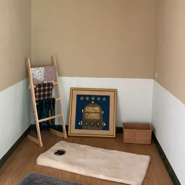 Sajadah Tebal SAJADAH TEBAL BUSA / SAJADAH TEBAL Sajadah turki bludru hitam premium,motif bunga,turk