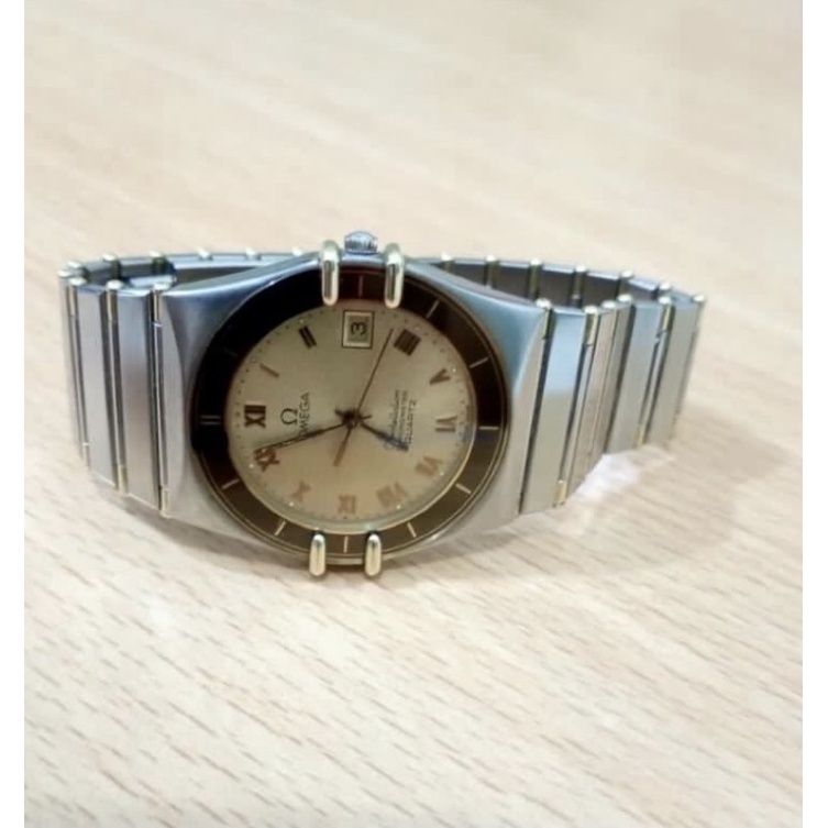 preloved omega jam tangan