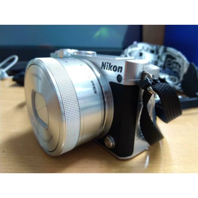 Mirrorless Nikon 1 J5  (second) - NEGO TIPIS