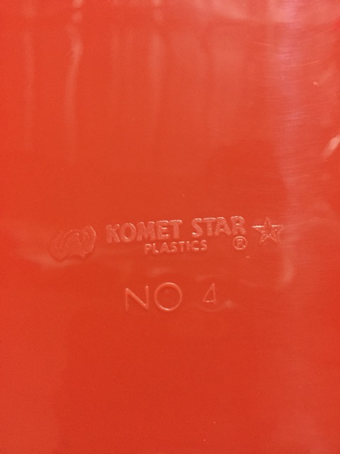 Nampan Plastik Komet Star No.4