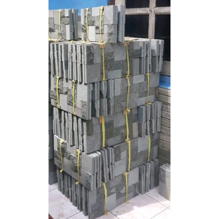 Batu alam mozaik andesit