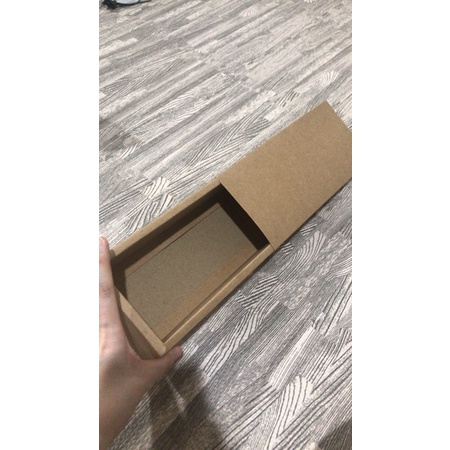

Packaging Kraft Double Wall (22x9x5,5)