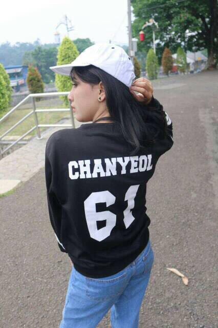 Damai fashion - sweater chanyeol dan d.o exo 61 hitam