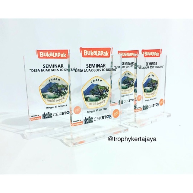 

Plakat Pembicara Akrilik