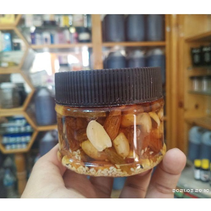 

Mukassarat/Manisan Khas Tarim