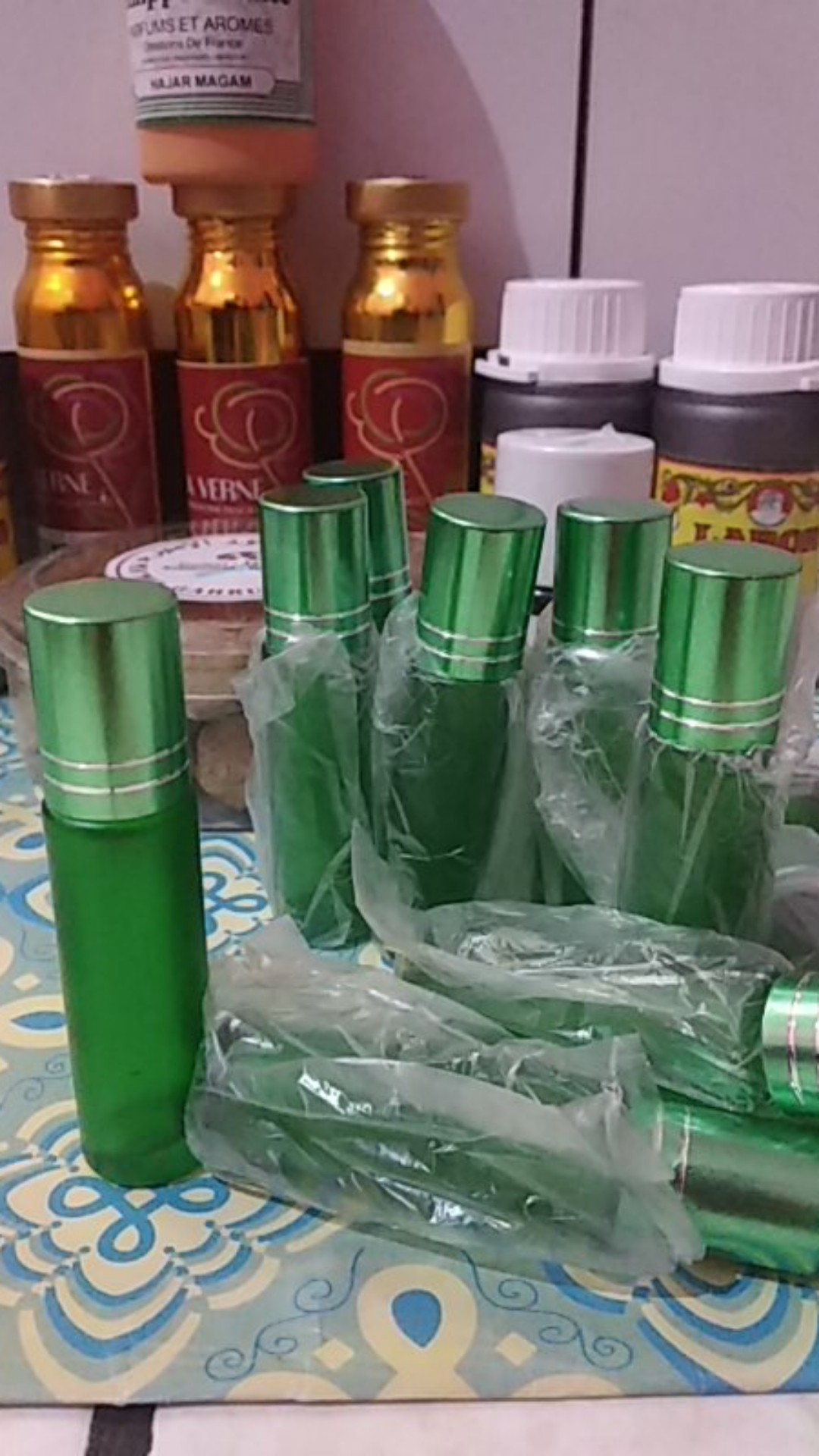 Botol Hijau Doff Roll Stenlis 10ml / Botol Parfum - Perlusin